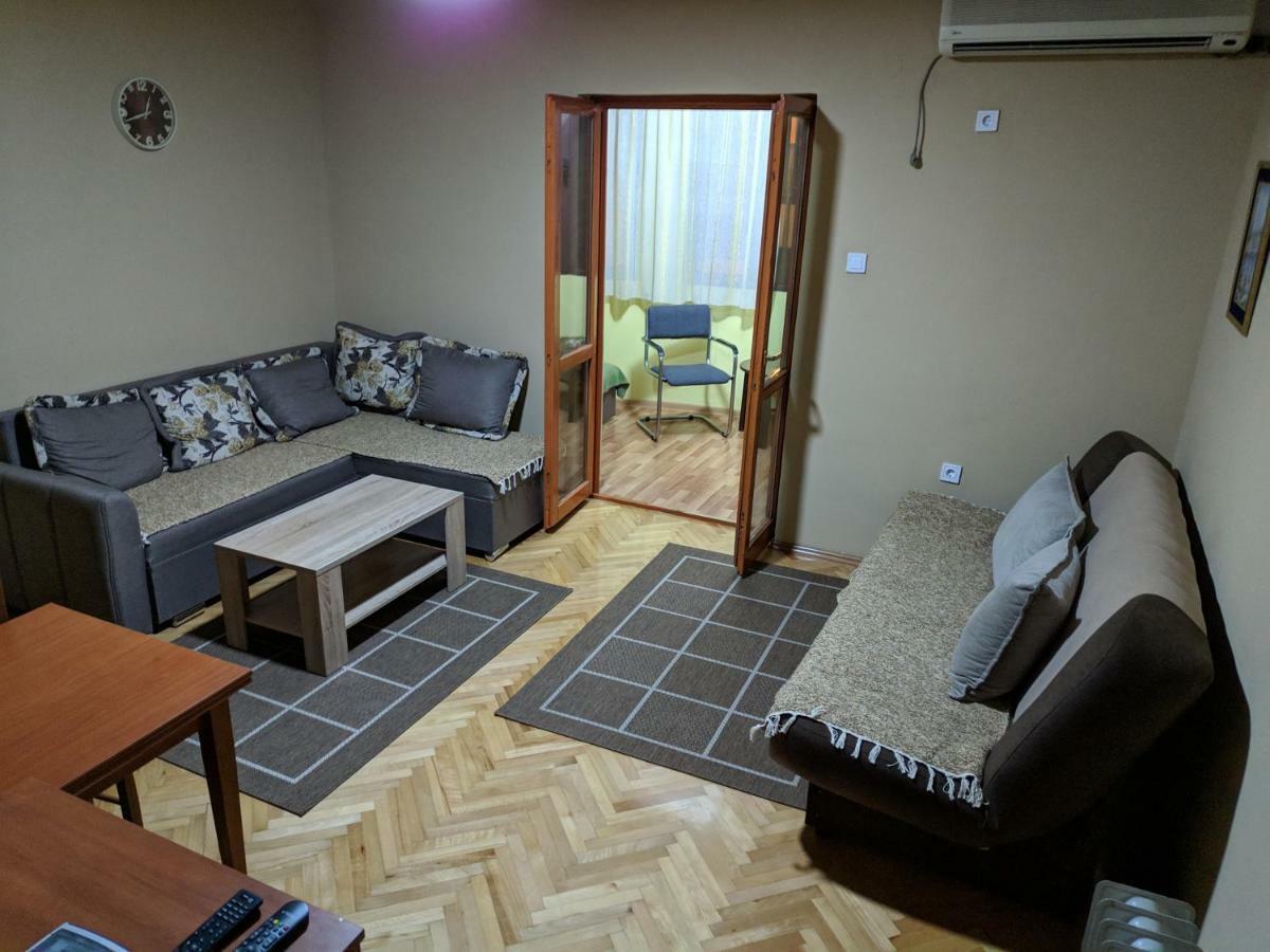 Malo Brdo Leilighet Podgorica Eksteriør bilde